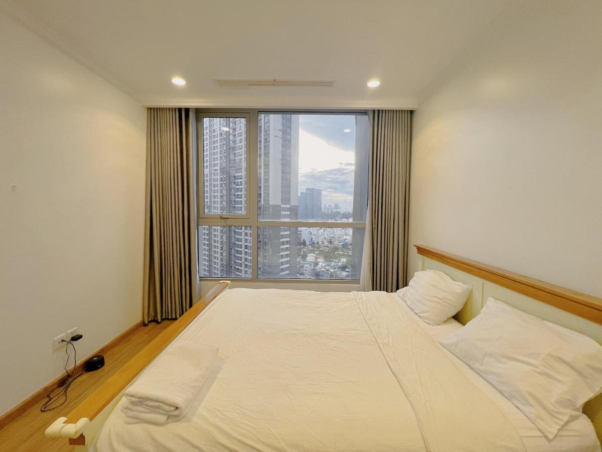 Homes By Christine - Vinhomes Central Park Ho Chi Minh Zewnętrze zdjęcie