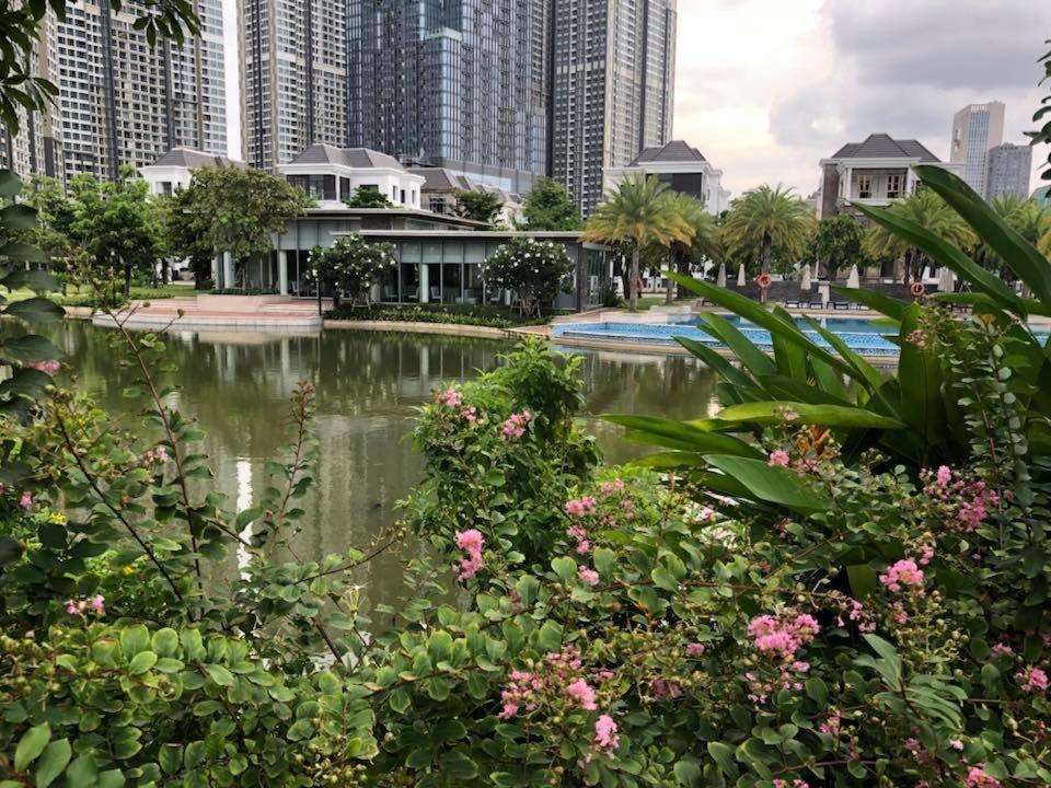 Homes By Christine - Vinhomes Central Park Ho Chi Minh Zewnętrze zdjęcie